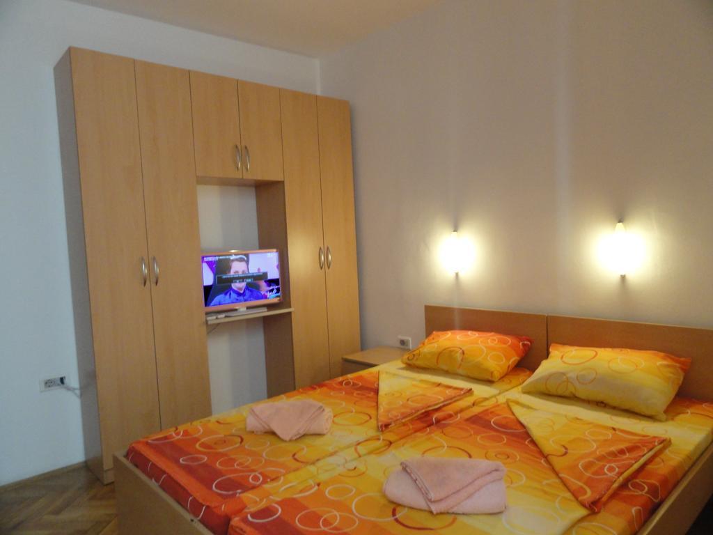 Apartments Mare Будва Стая снимка