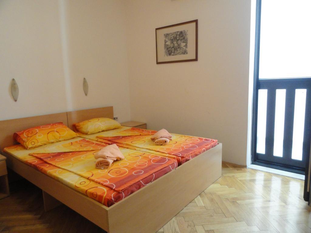 Apartments Mare Будва Стая снимка
