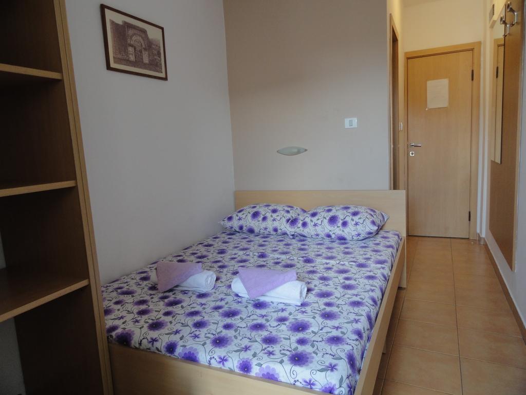Apartments Mare Будва Стая снимка