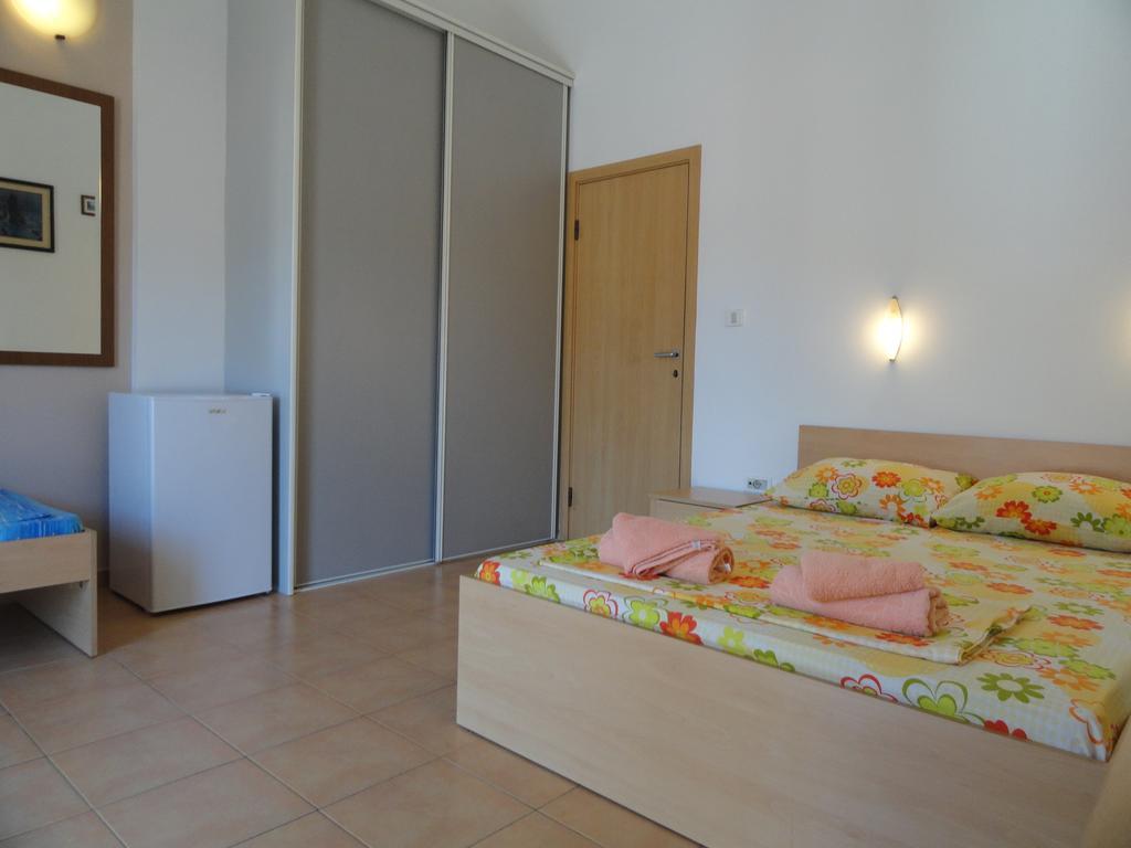 Apartments Mare Будва Екстериор снимка