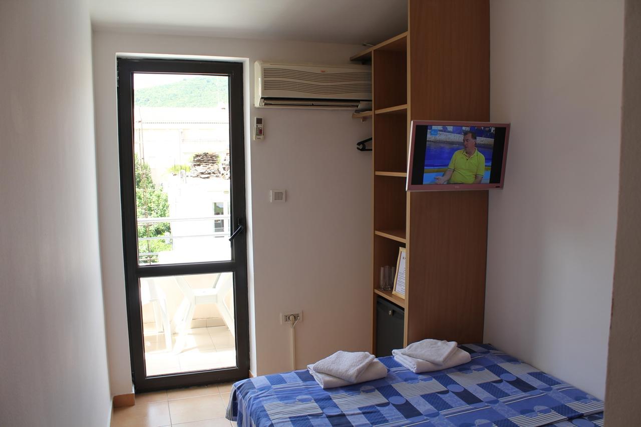 Apartments Mare Будва Стая снимка