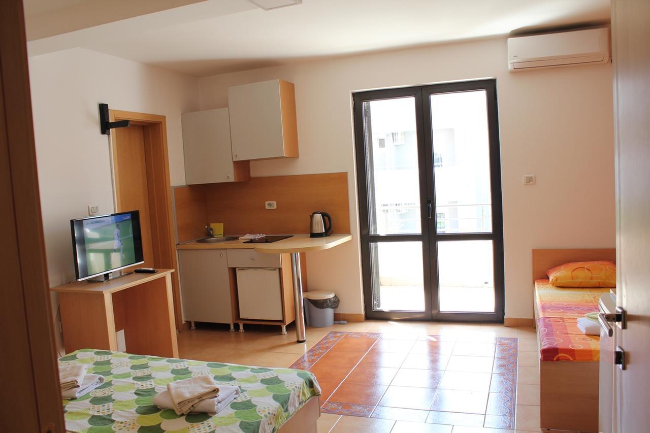 Apartments Mare Будва Екстериор снимка